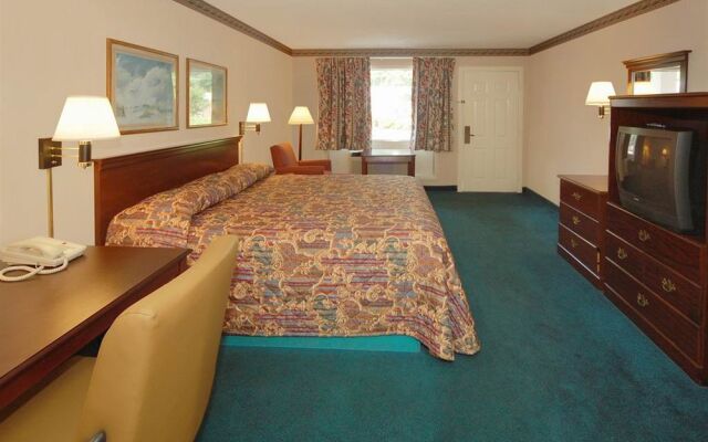 Howard Johnson Express Inn Rome