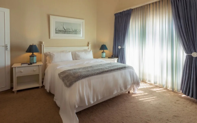 Protea Hotel Burning Shore