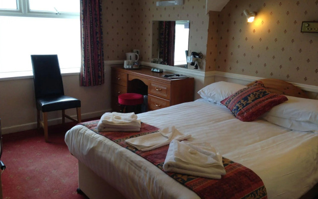 Cliffdene Hotel