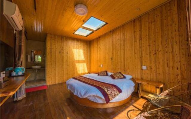 Mogan Mountain Yunpan Xingxi Guesthouse