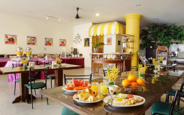 People Place Boutique In Town Hotel