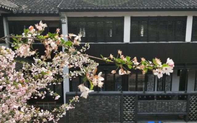 Zhenfengxuan Holiday Courtyard