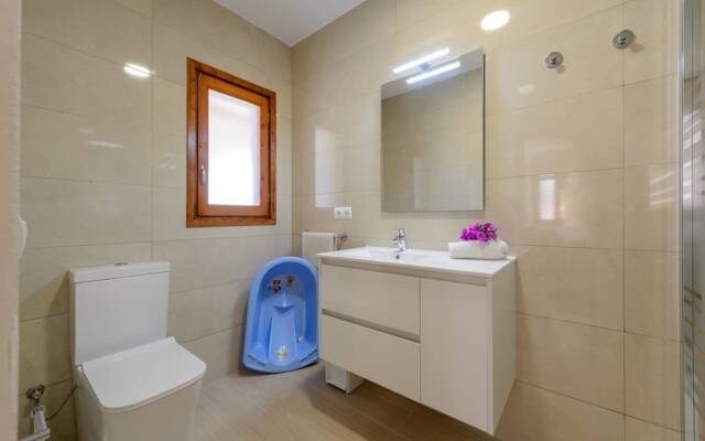 New! Villa Cas Puig