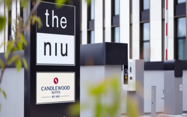 Holiday Inn - the niu, Hub Dusseldorf Messe by IHG