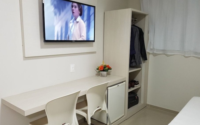 Max Hotel