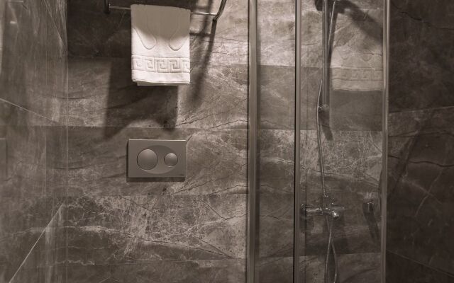 SNOG Rooms & Suites