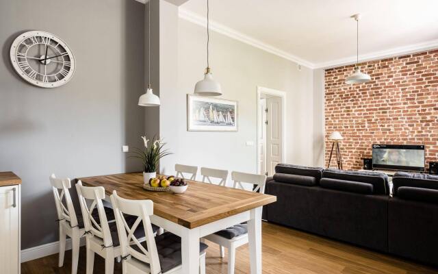Sanhaus Apartments