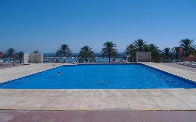 Marina view modern apartment