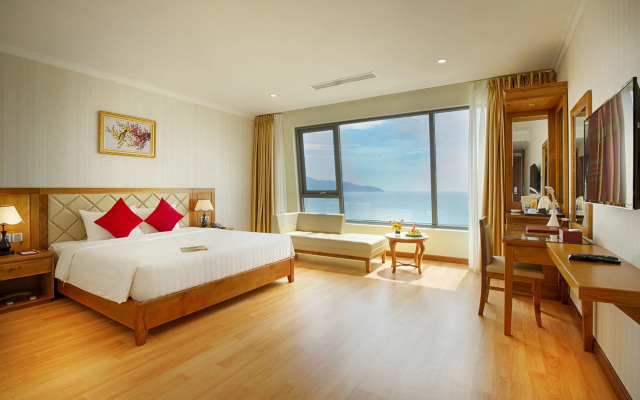 Serene Beach Hotel Danang