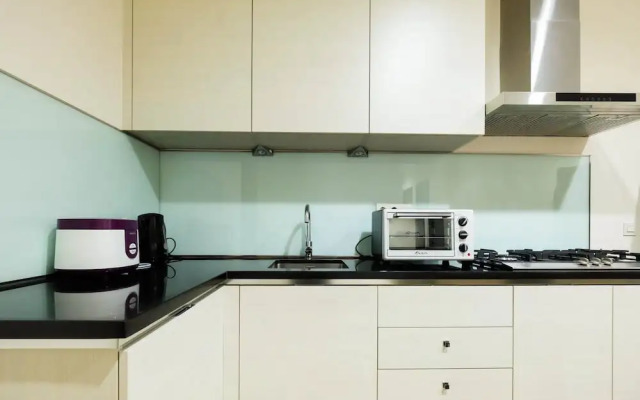 Luxurious 2br Four Winds Apartment Near Senayan