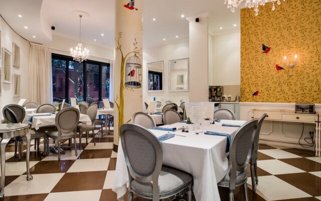 The Rockwell Luxury Suites