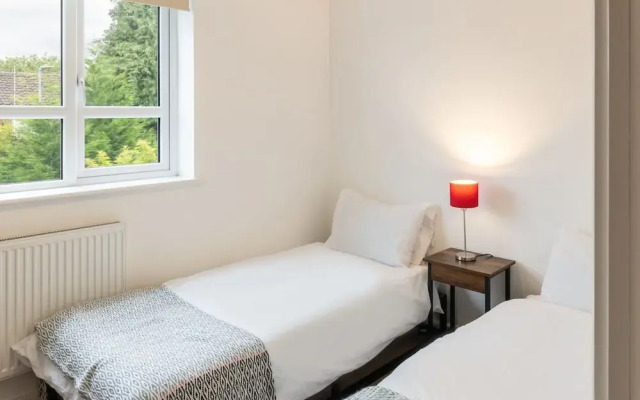 Host Stay Meadow Road