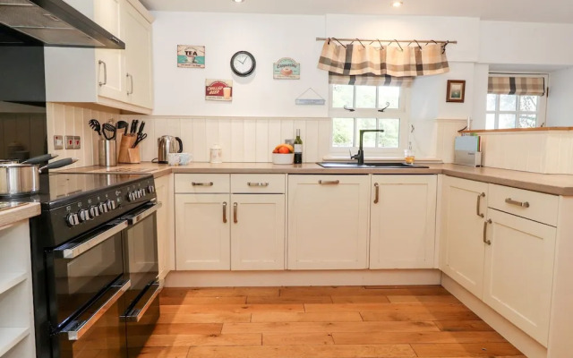 Huntingstile Lodge