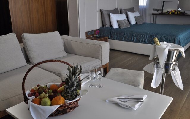 Sun Hall Hotel