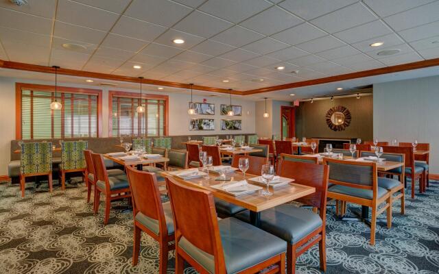 Holiday Inn Hotel & Suites-Milwaukee Airport by IHG