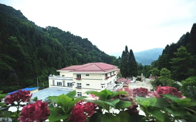 Pengzhou Anlan Holiday Manor