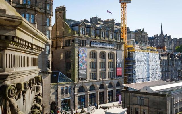 Central Home Off Royal Mile