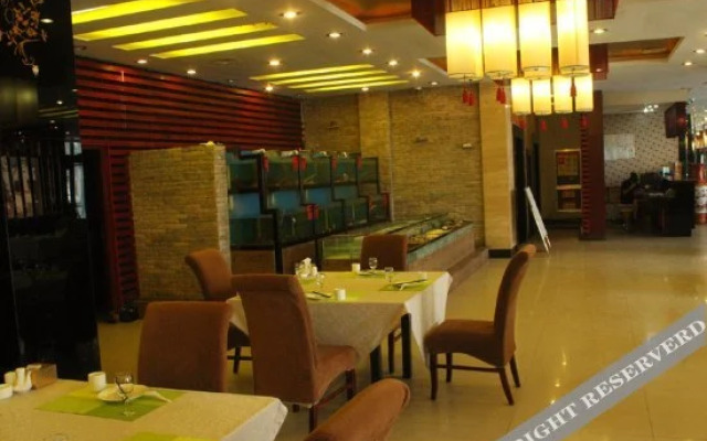 Fengyi Hotel