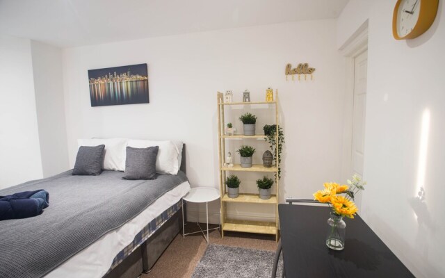 Short Stay Bristol - Stapleton 1 Apartment