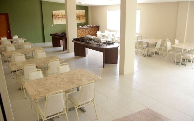 Hotel Village Confort Toritama