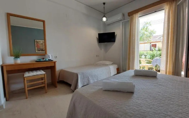 Elite Corfu - Adults Friendly