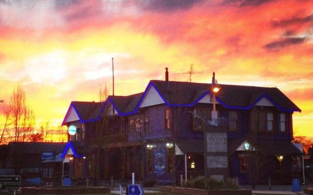 The Blue Pub
