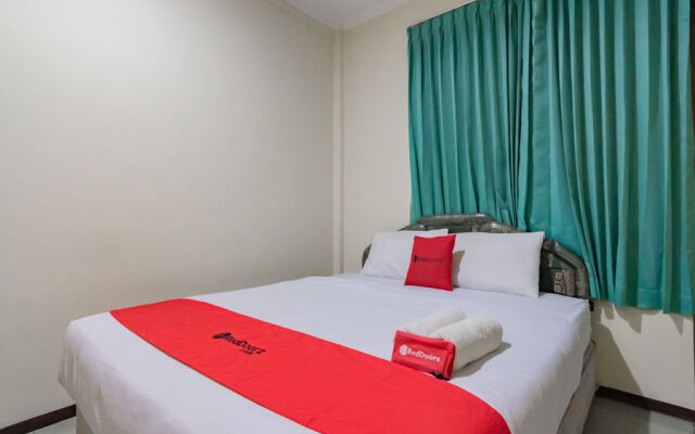 RedDoorz near Tegalega Bandung