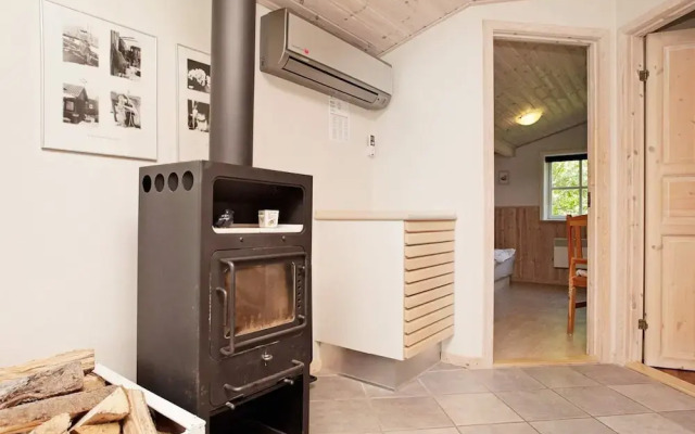 6 Person Holiday Home in Jerup