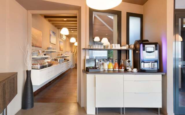 Best Western Plus La Corniche