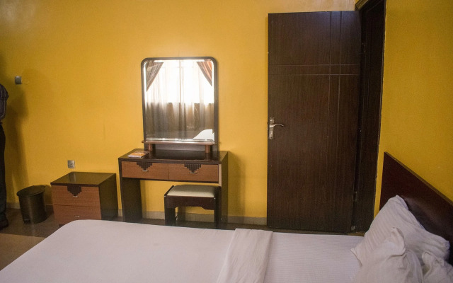 Pacific Hotels & Suites