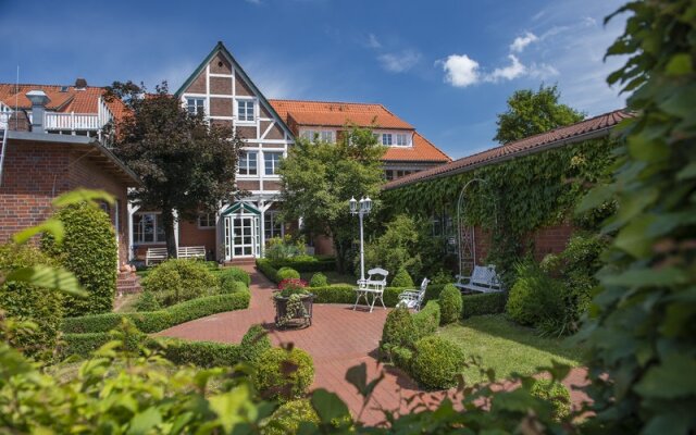 Hotel Altes Land *** S | direkt in Jork