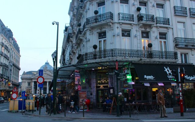 hotelImage