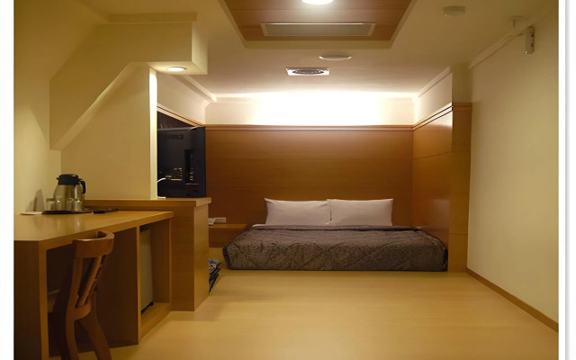 Ing Wang Hotel