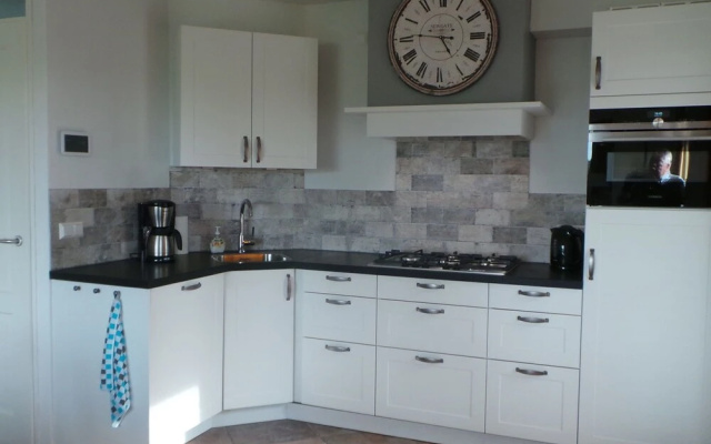 Tidy House With Garden, Close to De Lemelerberg