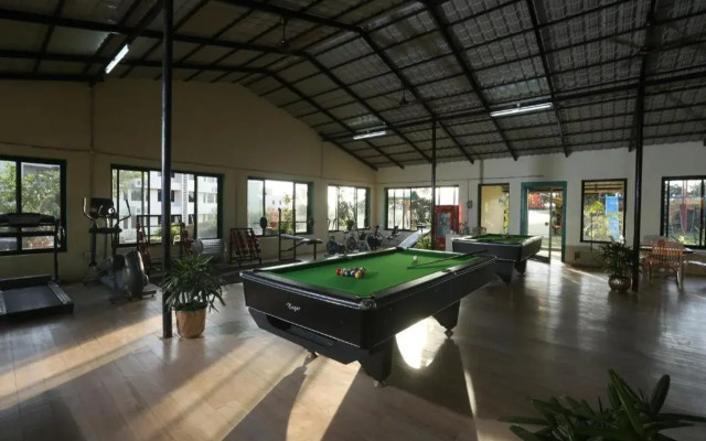 Camel Valley Resort