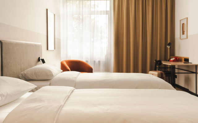 Hotel Node