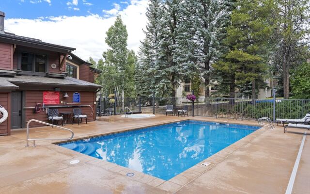 Phoenix 108 4 Bedroom Townhouse by RedAwning