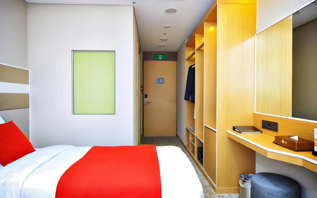 THE RECENZ Dongdaemun Hotel