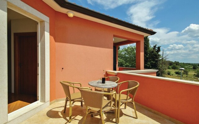 Nice Home in Umag With Wifi and 4 Bedrooms