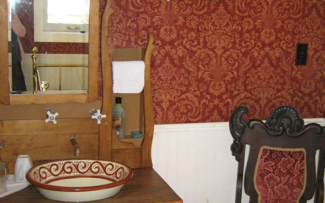 Wakamow Heights Bed & Breakfast