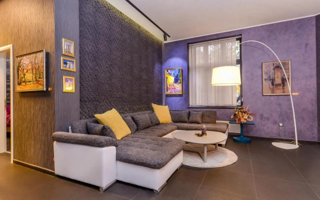 Champs-Élysées Sofia | 2-BDR, 2-BTHR Tsar Simeon Suite