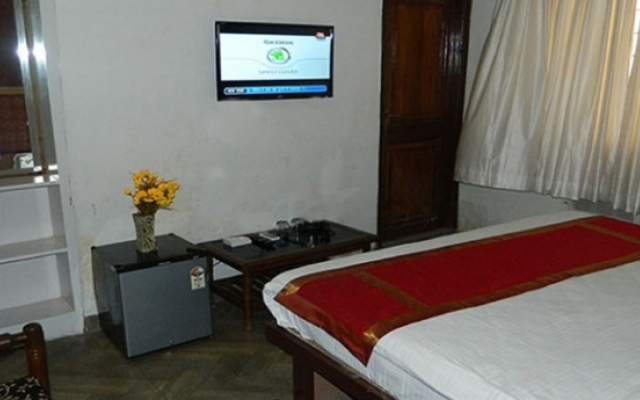Town House Resort Candolim (Magnum Resort)
