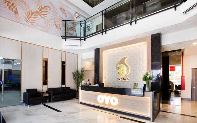 Oyo 208 Anika Suites