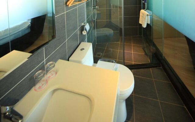 Yunyue Lanting Hotel  (Kunming Xuefu Road)