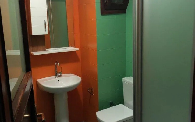 Yolohostel