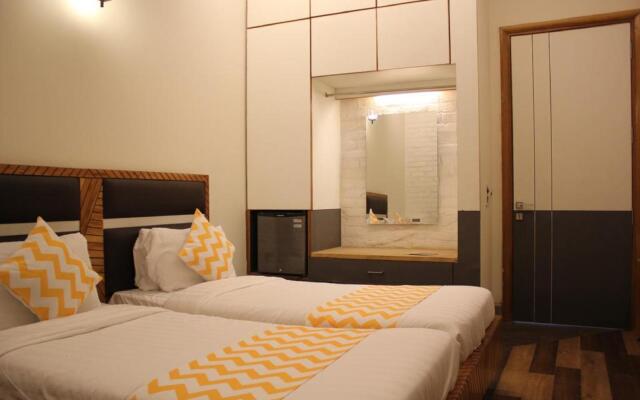 FabHotel Daffodils Sohna Road