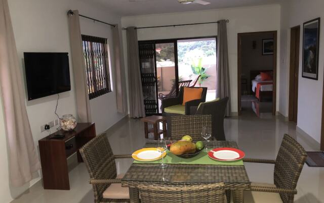 Whispering Palms Self Catering Apartment - Adults Only