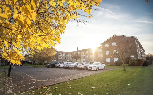 Spacious2br-balcony-parking-25mincentrallondon