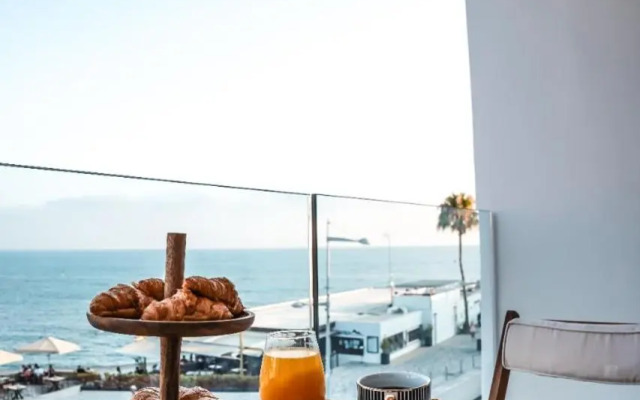 COSea Living: SeaSide Deluxe Suite in Harbour 107B