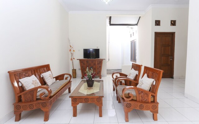 Dahlia Guesthouse by OYO Rooms